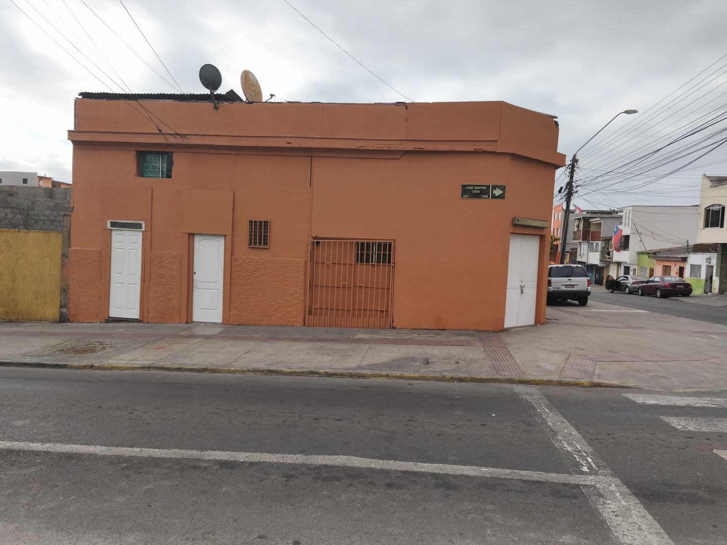 SE ARRIENDA CASA EN CALLE JOSE SANTOS OSSA